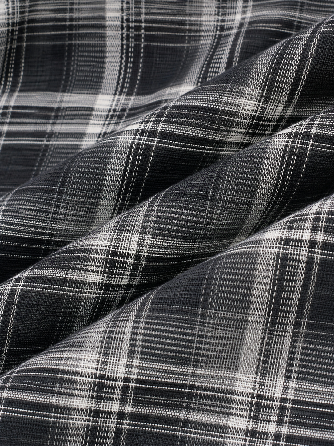 Men's Black & White Textured Checked Full Sleeve Shirt